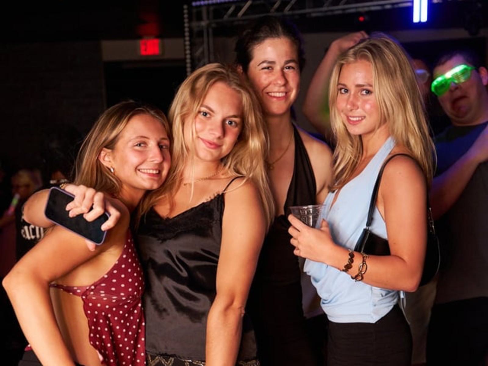 Y2K Party at QSB
